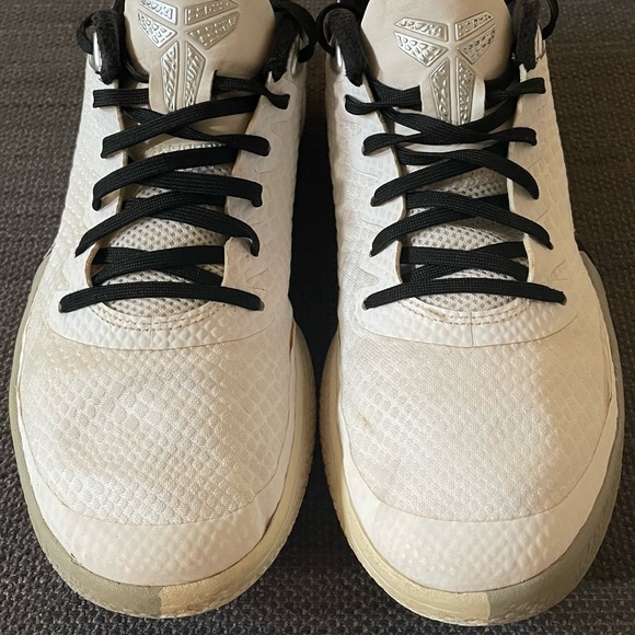 Kobe Mamba Focus size 7 - Picture 2 of 4